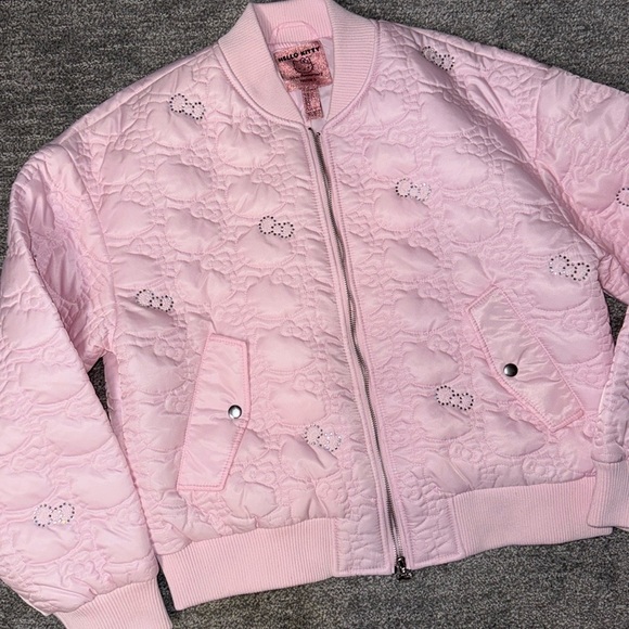 Hello Kitty x Forever 21 50th Anniversary Jacket! Women’s Large - NWT! - Picture 2 of 6